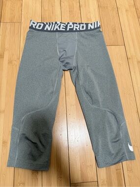 Youth Boy’s Nike Gray Performance 3/4 Compression Tights